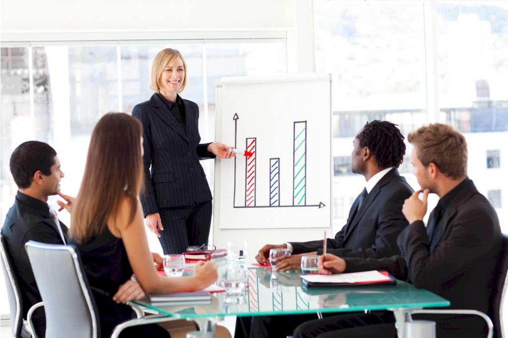 Exploring the Best Educational Institutions for Hospitality Industry Enthusiasts in 2024